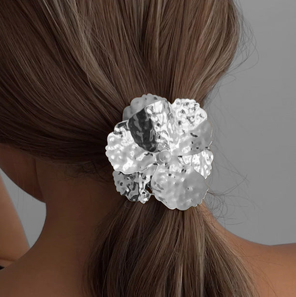 Elegant Ponytail Hair Ring – Metallic Bow & Flower Design