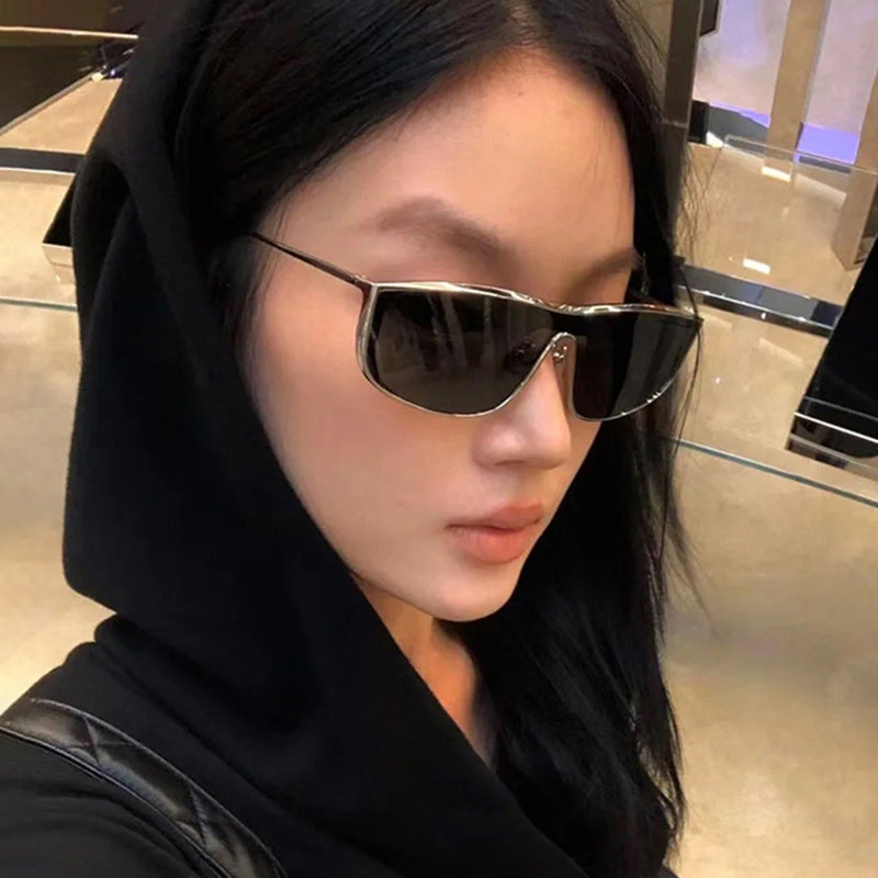 Luxury Oversized Metal Sunglasses – Modern High-End Fashion