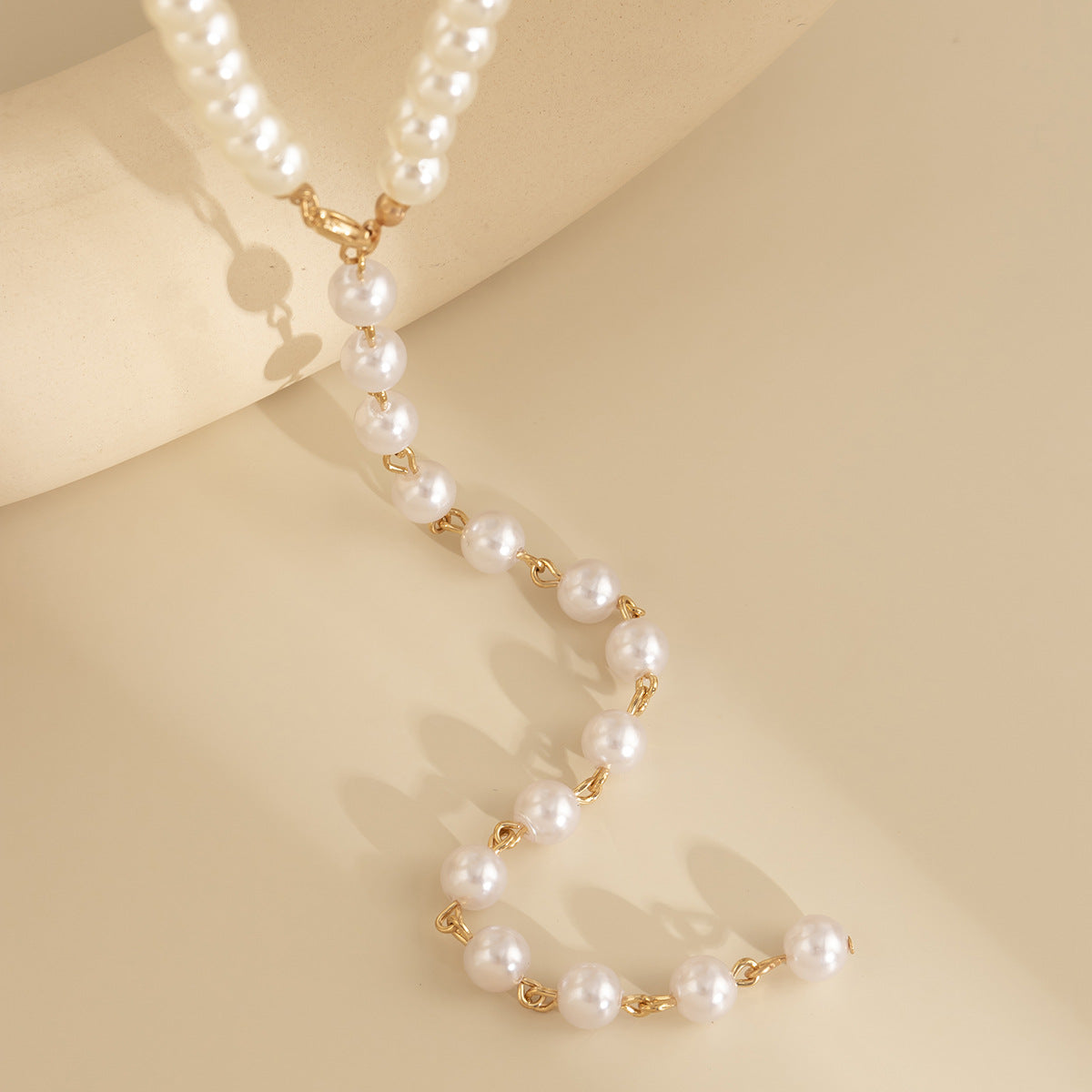 Retro Long Beaded Tassel Necklace – Elegant Imitation Pearl Chain