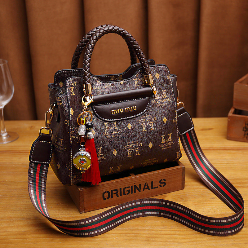 Genuine Leather Women’s Bag – 2025 Trendy Versatile Cowhide Crossbody & Shoulder Handbag
