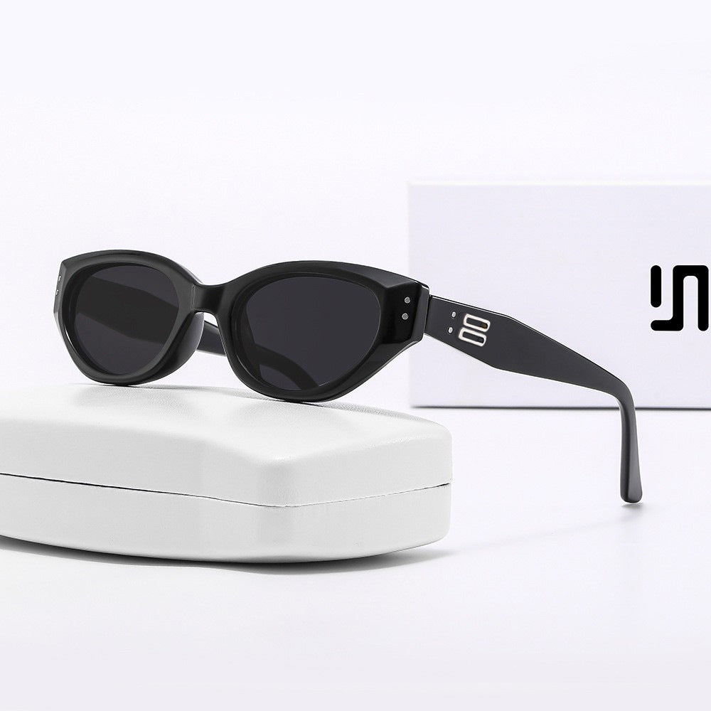 Jennie Retro Cat Eye Sunglasses – Small Frame European Street Style