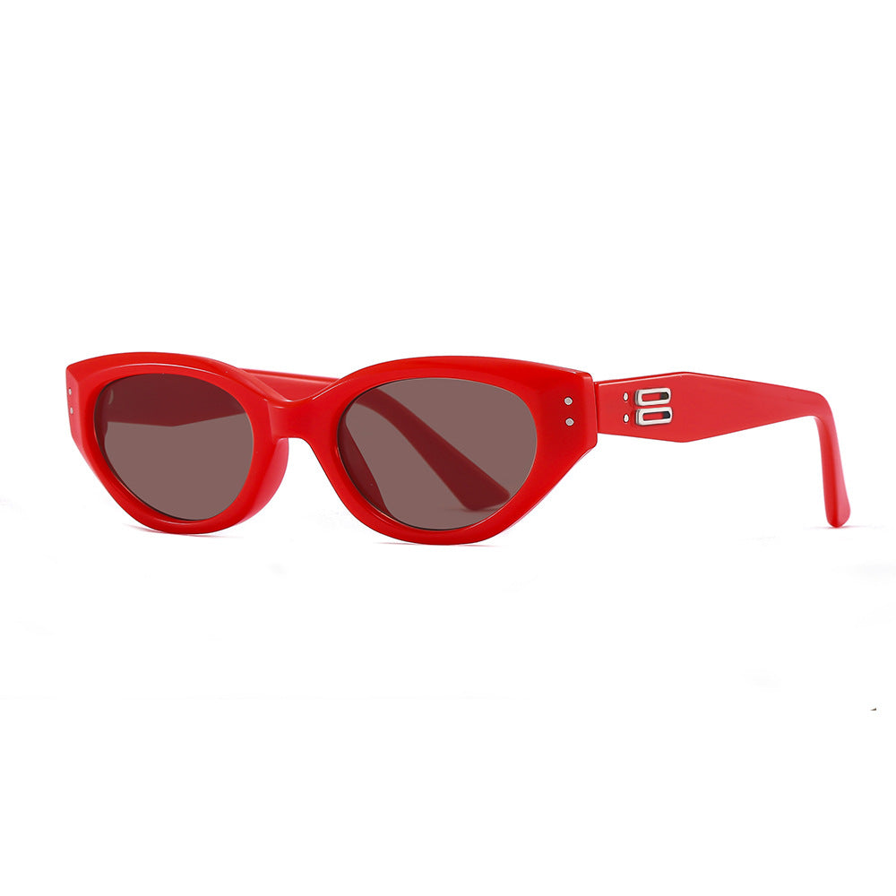 Jennie Retro Cat Eye Sunglasses – Small Frame European Street Style